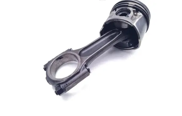 Volkswagen Caddy Piston with connecting rod CAYD
