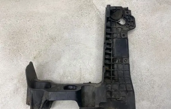 Volvo V70 Battery bracket 30760952 6G9N10724FF