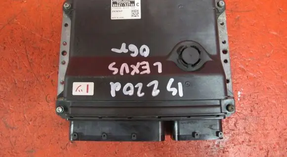 Lexus IS 220D-250-350 Engine control unit/module 8966153740