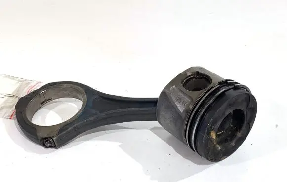 Mercedes-Benz ML W166 Piston with connecting rod 