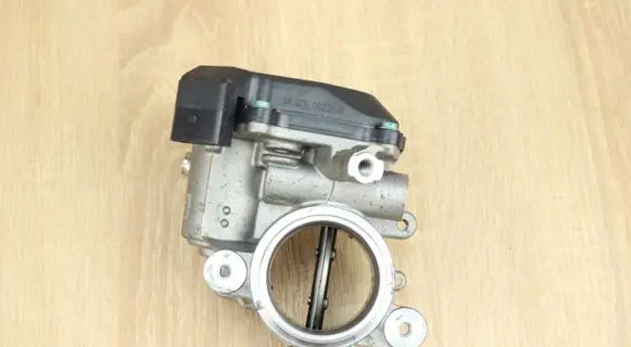 Audi A6 S6 C7 4G Throttle valve 04L128063T