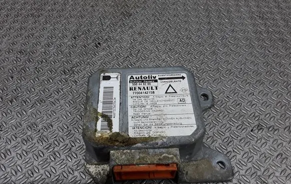 Renault Laguna I Airbag control unit/module 7700414215B 550449200