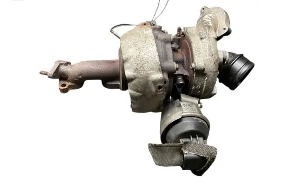 Audi A3 S3 A3 Sportback 8P Turbo 03L253016F 03L198716A