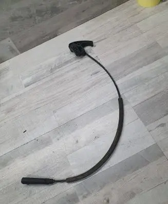 Audi A3 S3 8P Engine bonnet/hood lock release cable 8p0823535c