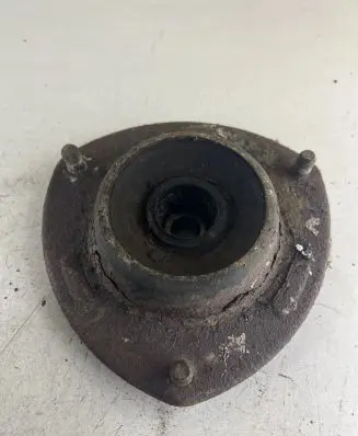 Hyundai Santa Fe Front upper strut mount 