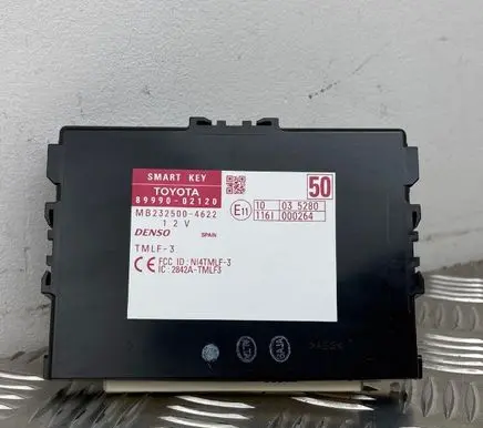 Toyota Auris 150 Keyless (KESSY) go control unit/module 8999002120 MB2325004622