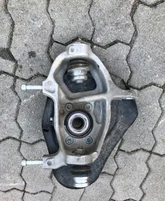 Audi R8 4S Front wheel hub spindle knuckle