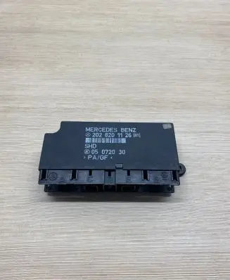 Mercedes-Benz C W202 Comfort/convenience module 2028201126 05072030