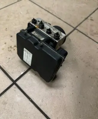 BMW 5 E60 E61 ABS Pump 6774848 6774850