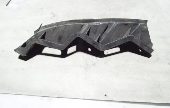 Volkswagen PASSAT B6 Front bumper mounting bracket 3C0807890