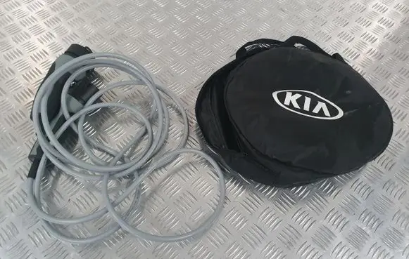KIA Niro Electric car charging cable 66631ADE012A