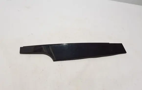 BMW X4M F98 Front door glass trim molding 7416489