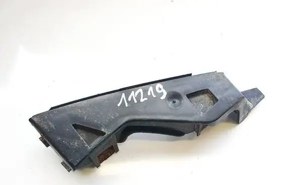 Volkswagen PASSAT B6 Front bumper mounting bracket 3C0807505