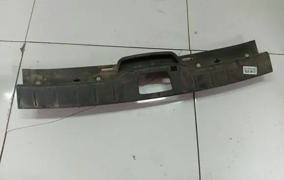 Volvo V50 Other trunk/boot trim element 09486875