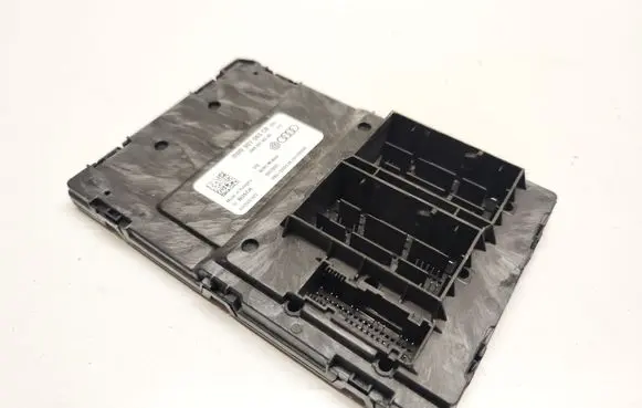 Audi A4 S4 B9 Comfort/convenience module 8W0907063CB