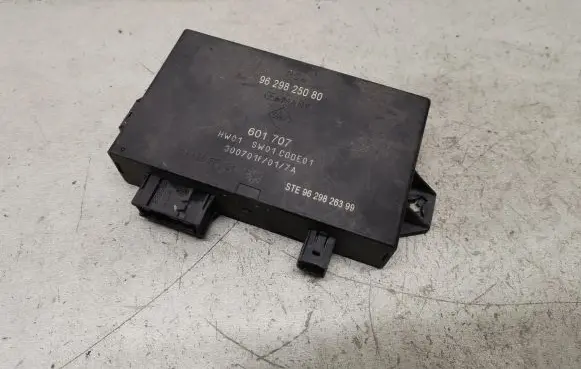 Peugeot 607 Parking PDC control unit/module 9629825080