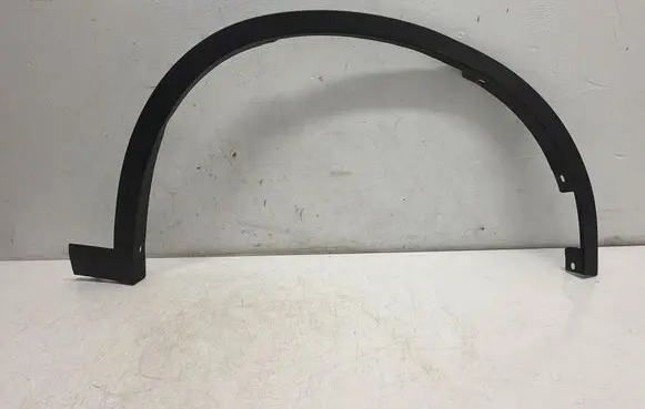 BMW X1 F48 F49 Front arch trim 7332338