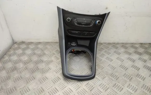 Ford B-MAX Climate control unit AV1T18549