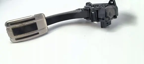 Opel Grandland X Accelerator throttle pedal 9674829180