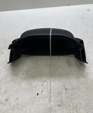 Ford Focus Steering wheel column trim