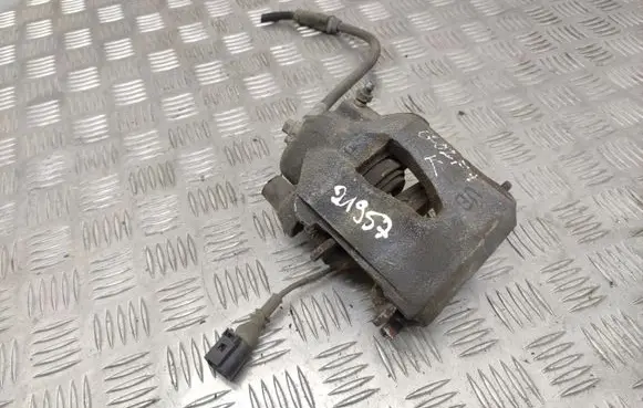 Volkswagen Golf Plus Front brake caliper