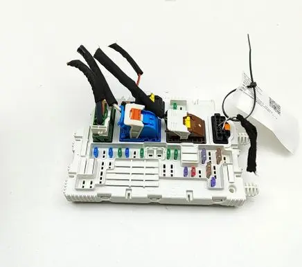 Peugeot 308 Fuse module 9846631480 9830407680