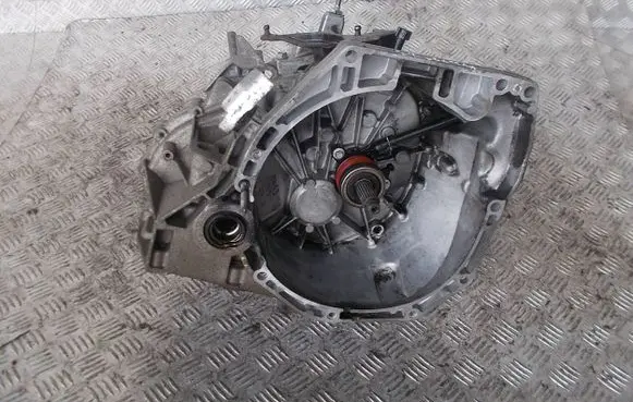 Nissan Pulsar Manual 6 speed gearbox TL4131