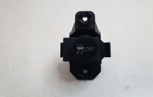 Subaru Crosstrek III Central console control unit 66211FG000