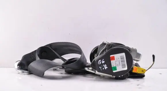 Volkswagen Golf VI Front seatbelt 1K4857705BG