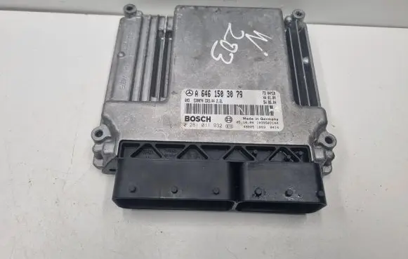 Mercedes-Benz C W203 Engine control unit/module A6461503079 6461503079 0281011932