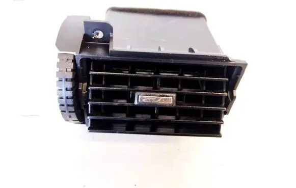 Nissan X-Trail T30 Dash center air vent grill 687608H300
