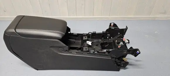 Jeep Grand Cherokee WL Armrest 68472822AA