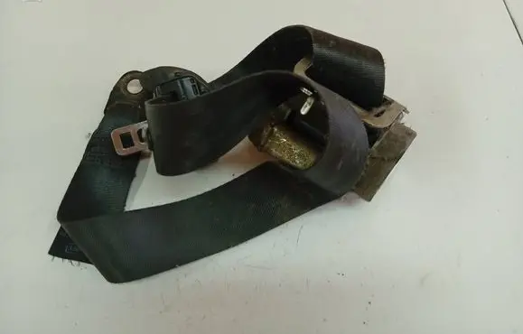 KIA Ceed Front seatbelt 888101H000