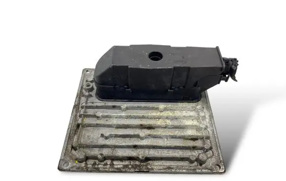 Ford Focus Engine control unit/module 4M5112A650HF