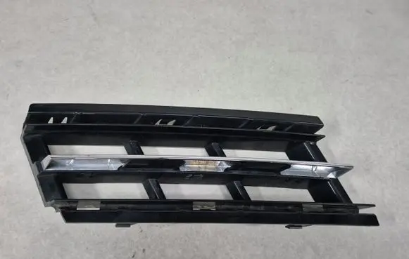BMW 5 G30 G31 Front bumper lower grill 51139498600