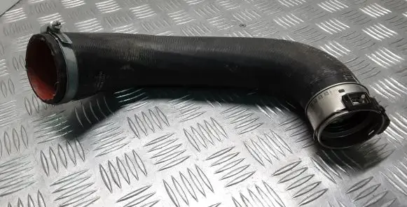 Volvo V40 Intercooler hose/pipe