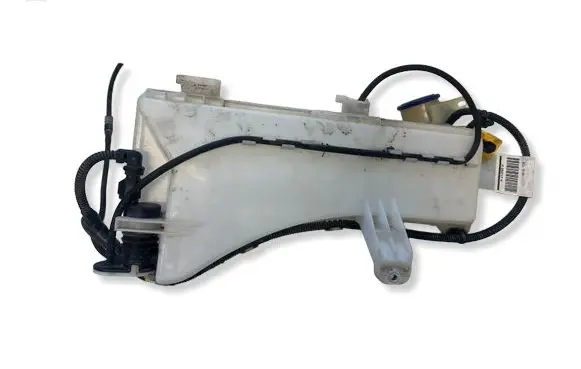 Opel Grandland X Windshield washer fluid reservoir/tank YP00066080