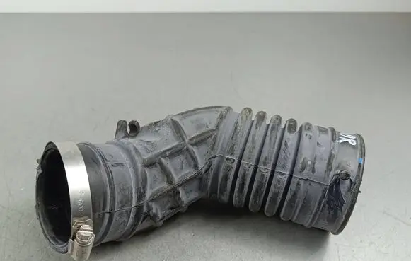 Nissan Pulsar Air intake duct part 