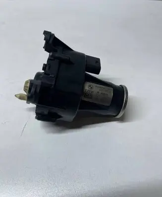 BMW 5 F10 F11 Intake manifold valve actuator/motor 8570791