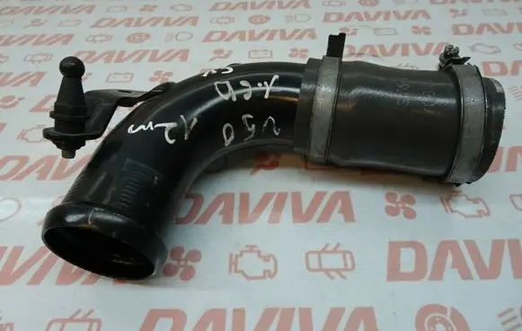 Volvo V50 Intercooler hose/pipe AV61-6C750-AC