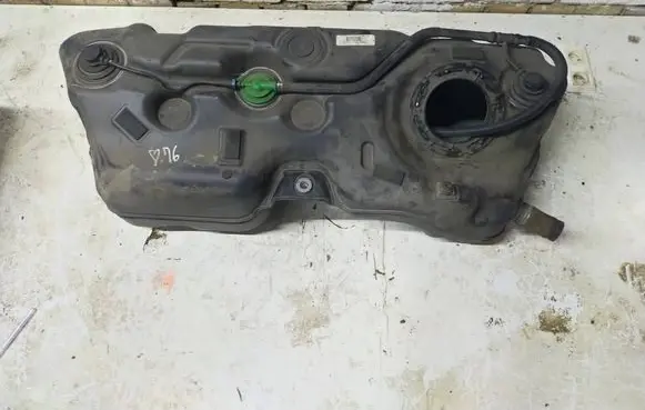 BMW X3 F25 Fuel tank A1235401256