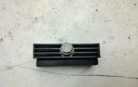 BMW 5 F10 F11 Battery bracket 7592923