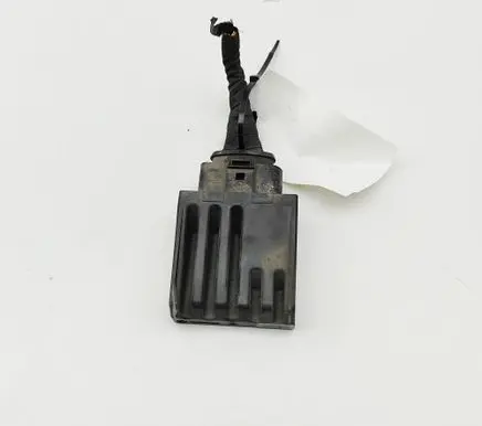 Audi Q3 F3 Fuel injection pump control unit/module 3Q0906121B