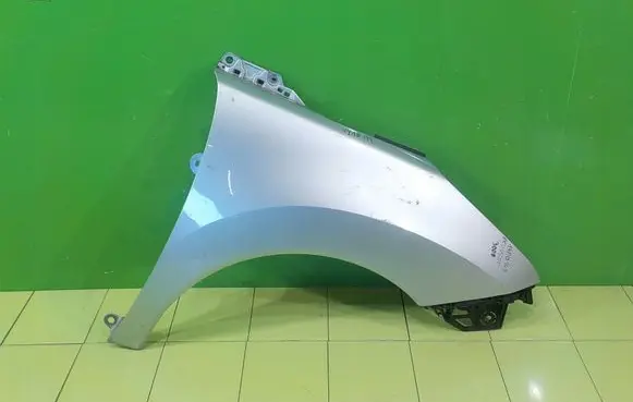 Peugeot 3008 I Fender PRZOD PRAWY