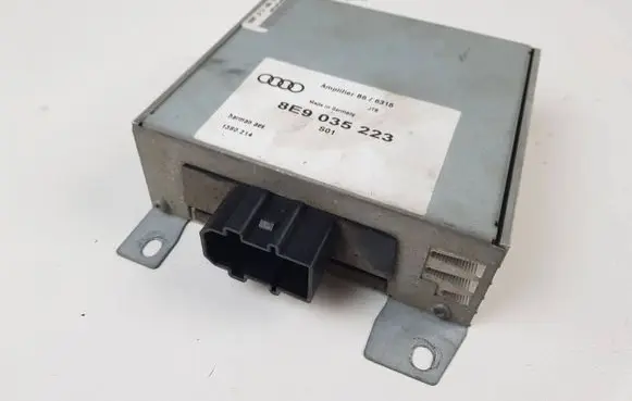 Audi A4 S4 B6 8E 8H Sound amplifier 8E9035223 B66316 1380214