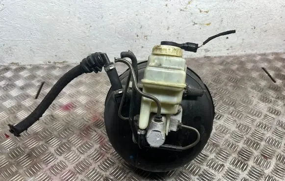BMW 5 E39 Brake booster 3433