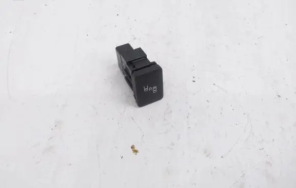 Mitsubishi Outlander Other switches/knobs/shifts 8610A204