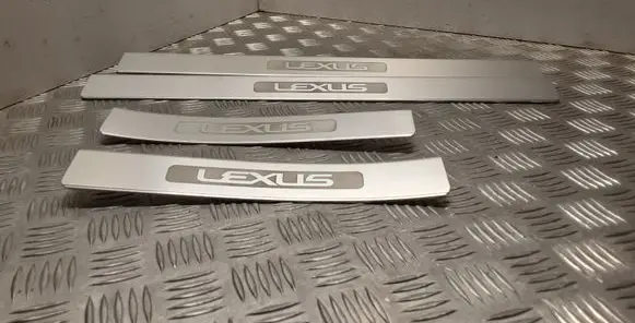 Lexus GS 300 350 430 450H sill trim set (inner) 