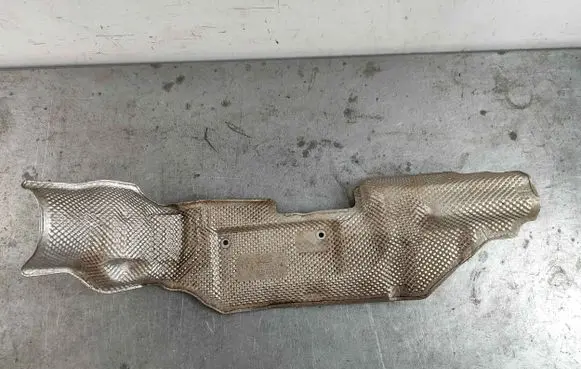 Land Rover Discovery Sport Heat shield in engine bay LR088613 LR074633