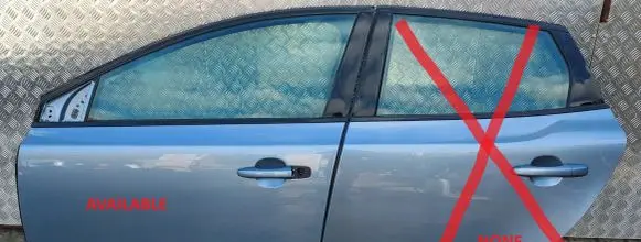 Volvo V40 Front door